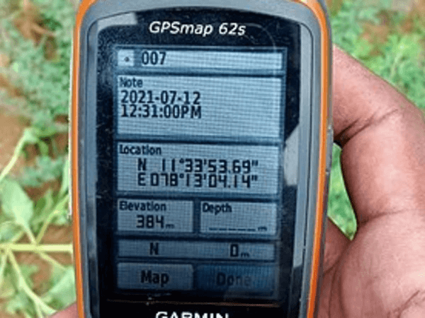 Sử dụng thiết bị GPS để đọc tọa độ địa lý