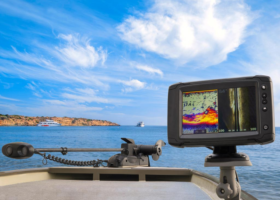 Cách đồng bộ thời gian giữa máy đo sâu và GPS